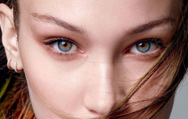 bella-hadid-eyes-8tV5cpyMFjMEUjUn-min